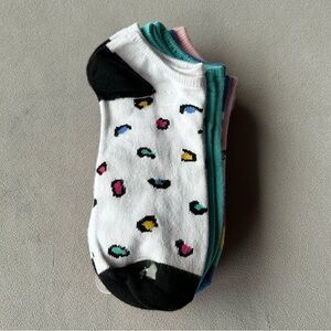 Set of 6 Pairs ~ Super Soft No Show Socks ~ Kids Size M/L Shoe Size 13-5